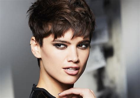 coupe courte femme rock and roll|Coiffure rock pour femme : nos idées pour mieux。